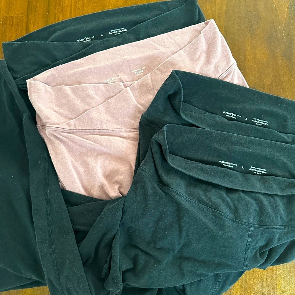 Four pairs of Old Navy yoga pants